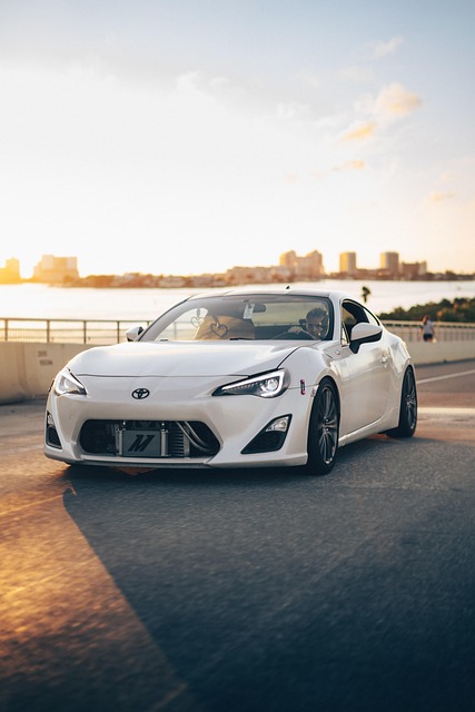 سيارة يابانية